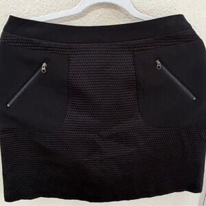 Halogen mini skirt, size 8. EUC, black, mixed-media.
